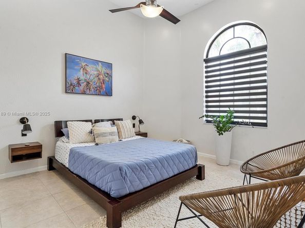 430 Alexandra Cir, Weston FL 33326