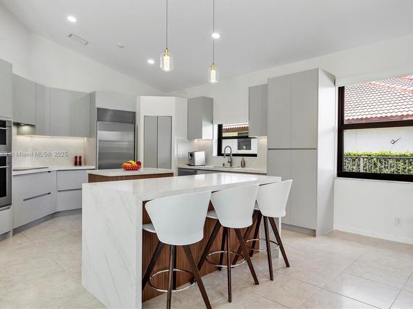 430 Alexandra Cir, Weston FL 33326