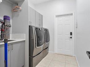 430 Alexandra Cir, Weston FL 33326