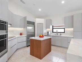 430 Alexandra Cir, Weston FL 33326