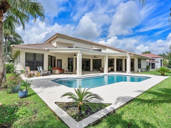430 Alexandra Cir, Weston FL 33326