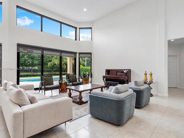 430 Alexandra Cir, Weston FL 33326