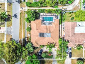 1800 Miami Springs Ave, Miami Springs FL 33166