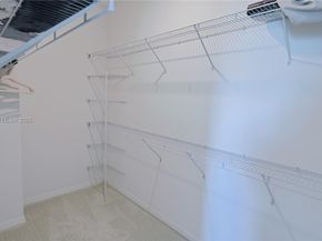 4468 Spruce Ln, Oakland Park FL 33309