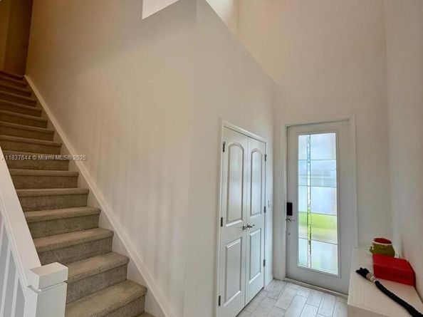4468 Spruce Ln, Oakland Park FL 33309