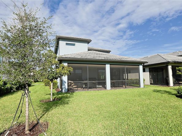 4468 Spruce Ln, Oakland Park FL 33309