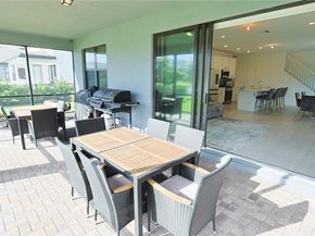 4468 Spruce Ln, Oakland Park FL 33309