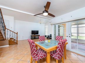 1007 NW 106th Ave Cir, Miami FL 33172