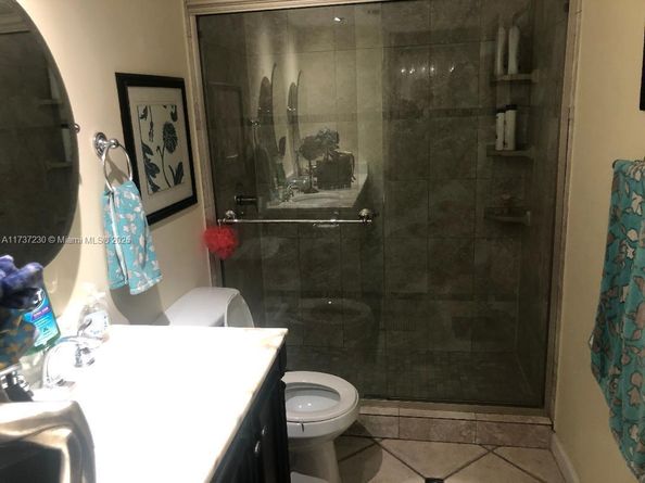 6830 Indian Creek Dr 5B, Miami Beach FL 33141