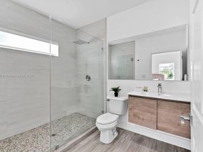 1117 SW 13th St, Miami FL 33129