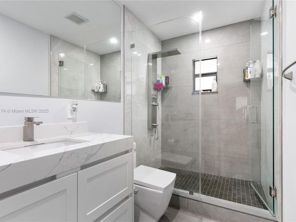341 NW 67th Ave, Miami Springs FL 33166