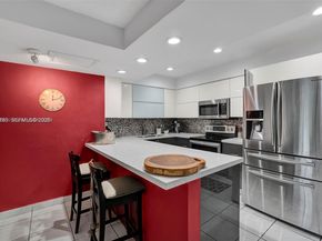 6821 Brookline Dr 6821, Hialeah FL 33015