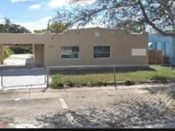 1770 NW 44th St
