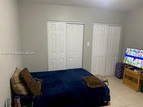 1770 NW 44th St, Miami FL 33142