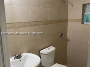 1770 NW 44th St, Miami FL 33142