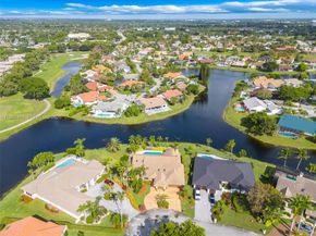 7840 NW 86th Ter, Tamarac FL 33321