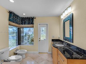 7840 NW 86th Ter, Tamarac FL 33321