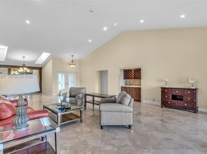 7840 NW 86th Ter, Tamarac FL 33321