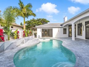 2530 Montclaire Cir, Weston FL 33327