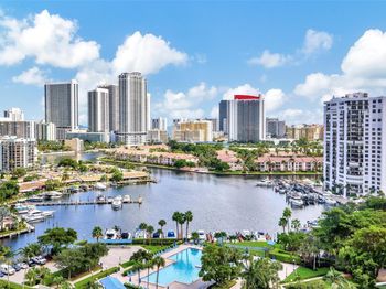 600 Three Islands Blvd