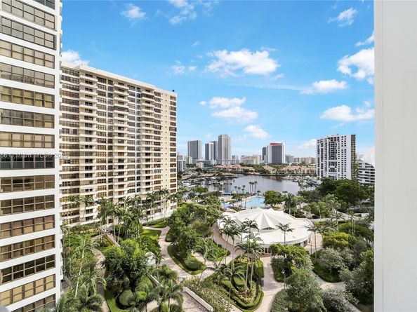 600 Three Islands Blvd 1021, Hallandale Beach FL 33009