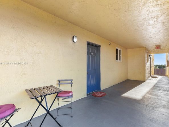 14971 SW 82nd Ln 20508, Miami FL 33193