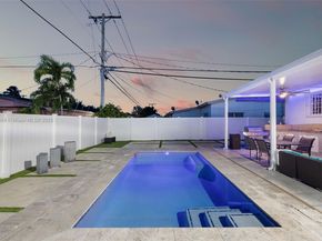 8631 SW 16th Ter, Miami FL 33155