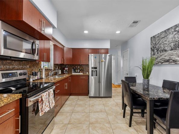 8631 SW 16th Ter, Miami FL 33155