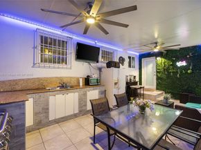 8631 SW 16th Ter, Miami FL 33155