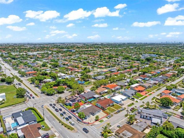 8631 SW 16th Ter, Miami FL 33155