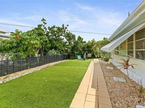 8616 SW 16th Pl, Davie FL 33324