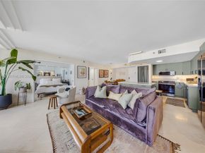 1621 Bay Rd 802, Miami Beach FL 33139