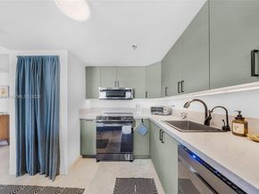 1621 Bay Rd 802, Miami Beach FL 33139