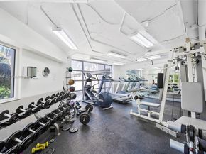 1621 Bay Rd 802, Miami Beach FL 33139