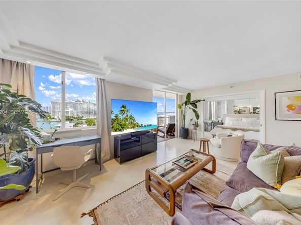 1621 Bay Rd 802, Miami Beach FL 33139