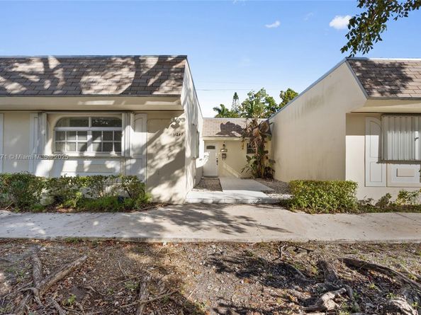 11247 SW 169th Street V4832, Miami FL 33157
