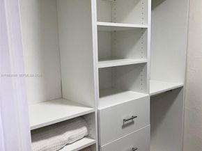2450 NE 135th St 103, North Miami FL 33181