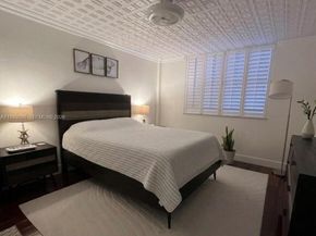 2450 NE 135th St 103, North Miami FL 33181