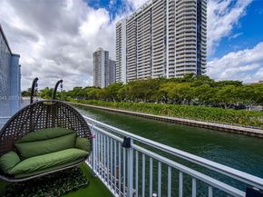 3745 NE 171st St 76, North Miami Beach FL 33160