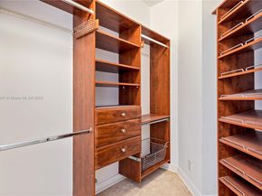 701 Brickell Key Blvd 1411, Miami FL 33131