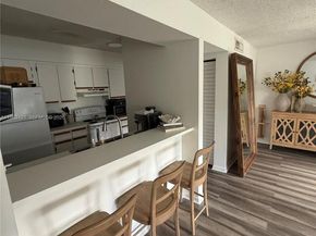 510 S Park Rd 1014, Hollywood FL 33021