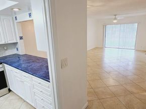 1100 Pine Dr 106, Pompano Beach FL 33060