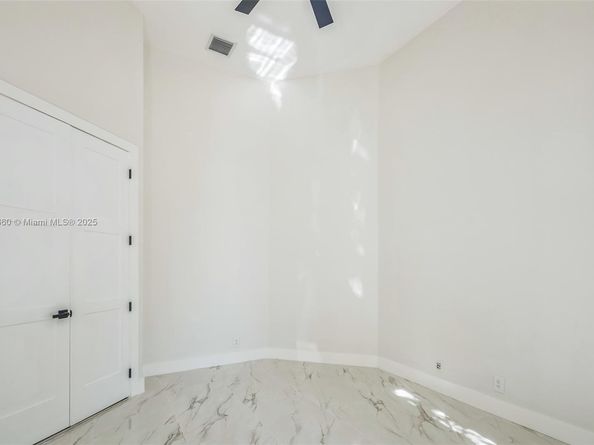 6360 NW 120th Dr, Coral Springs FL 33076