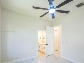 6360 NW 120th Dr, Coral Springs FL 33076