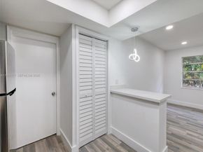 1901 Coquina Way, Coral Springs FL 33071