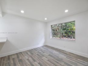 1901 Coquina Way, Coral Springs FL 33071