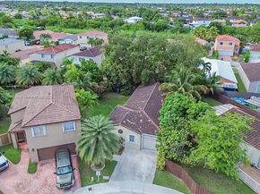 16930 SW 139th Pl, Miami FL 33177