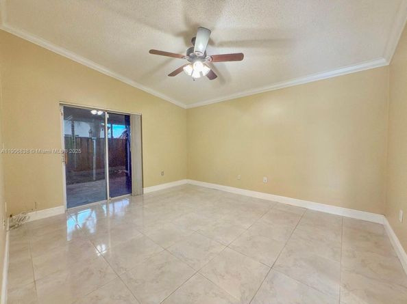 16930 SW 139th Pl, Miami FL 33177