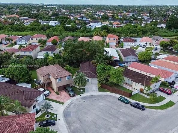 16930 SW 139th Pl, Miami FL 33177