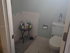 Undisclosed Address #A11862312, Miami FL 33136